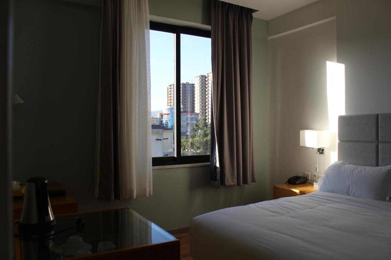 Cot Hotel Addis Ababa Exteriör bild
